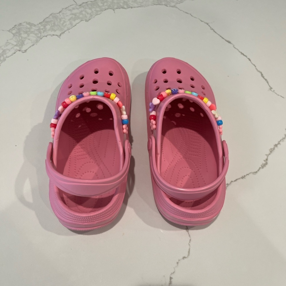 Women’s Large 9/10 Pink Clog Sandals with Bead Strap - Picture 4 of 7